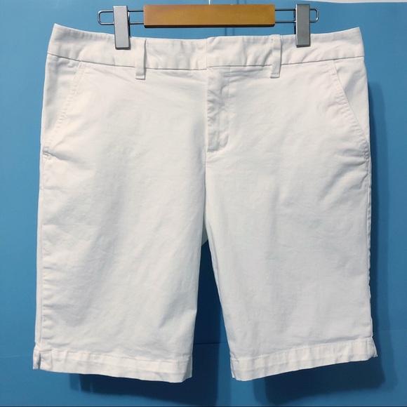 TOMMY HILFIGER | White Bermuda Shorts | Size 8 - Picture 3 of 16